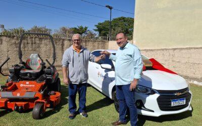 Instituto O Amor realiza entrega de veículo e equipamentos ao Centro de Excelência e Saúde do Idoso